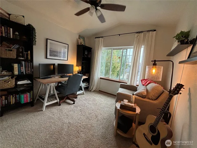 $2,900 | 680 Northeast Nantucket Street, Bremerton, WA 98310