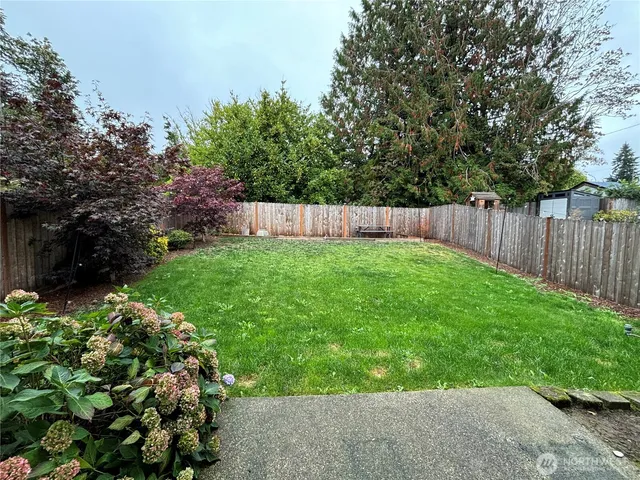 $2,900 | 680 Northeast Nantucket Street, Bremerton, WA 98310