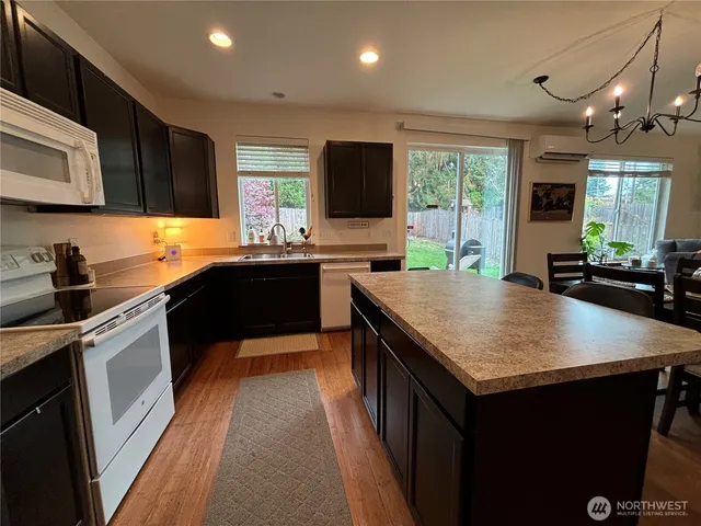 $2,900 | 680 Northeast Nantucket Street, Bremerton, WA 98310