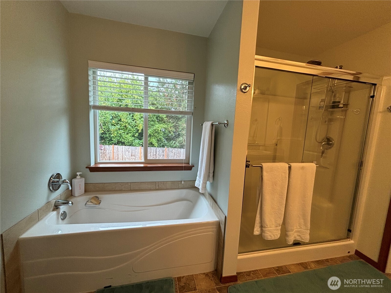 680 Northeast Nantucket Street Bremerton, WA 98310 - Photo 10 of 14