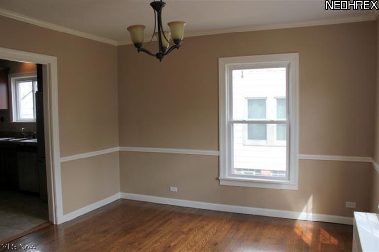 1384 Gordon Road Lyndhurst, OH 44124 - Photo 7 of 13 Gallery Image 7