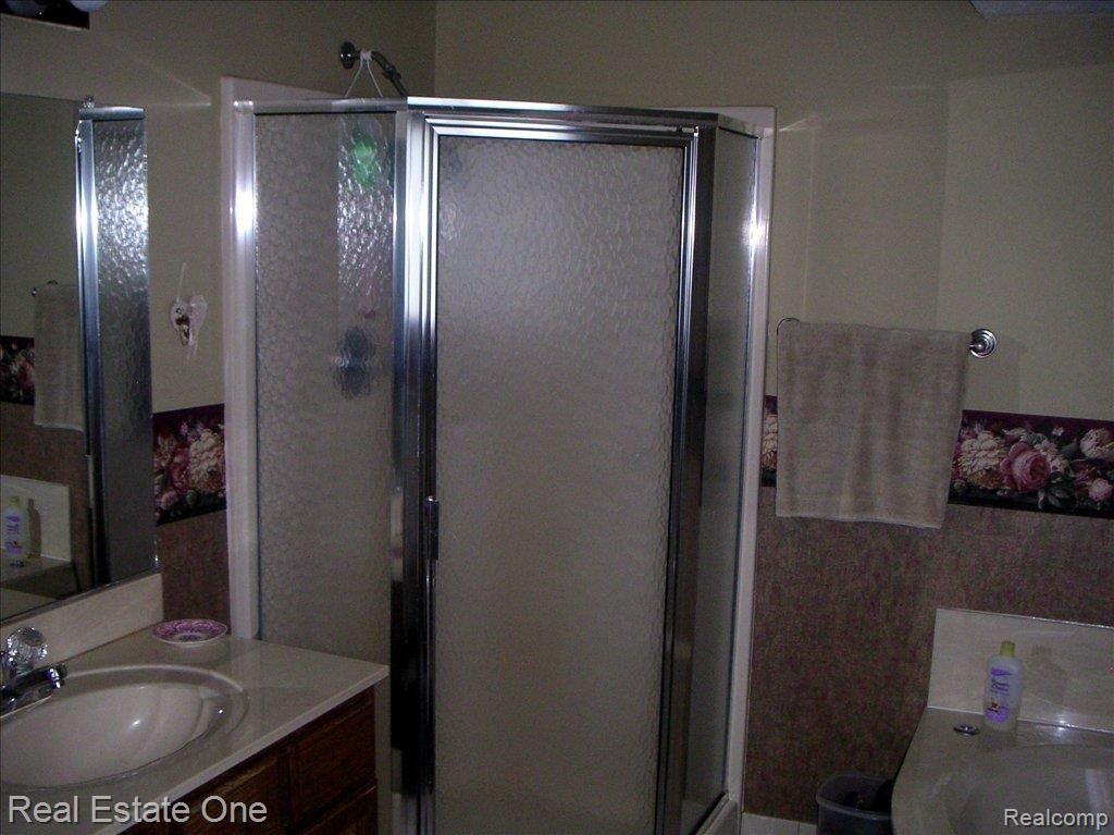 301 East Barron Road Howell, MI 48855 - Photo 14 of 22 PICT0411