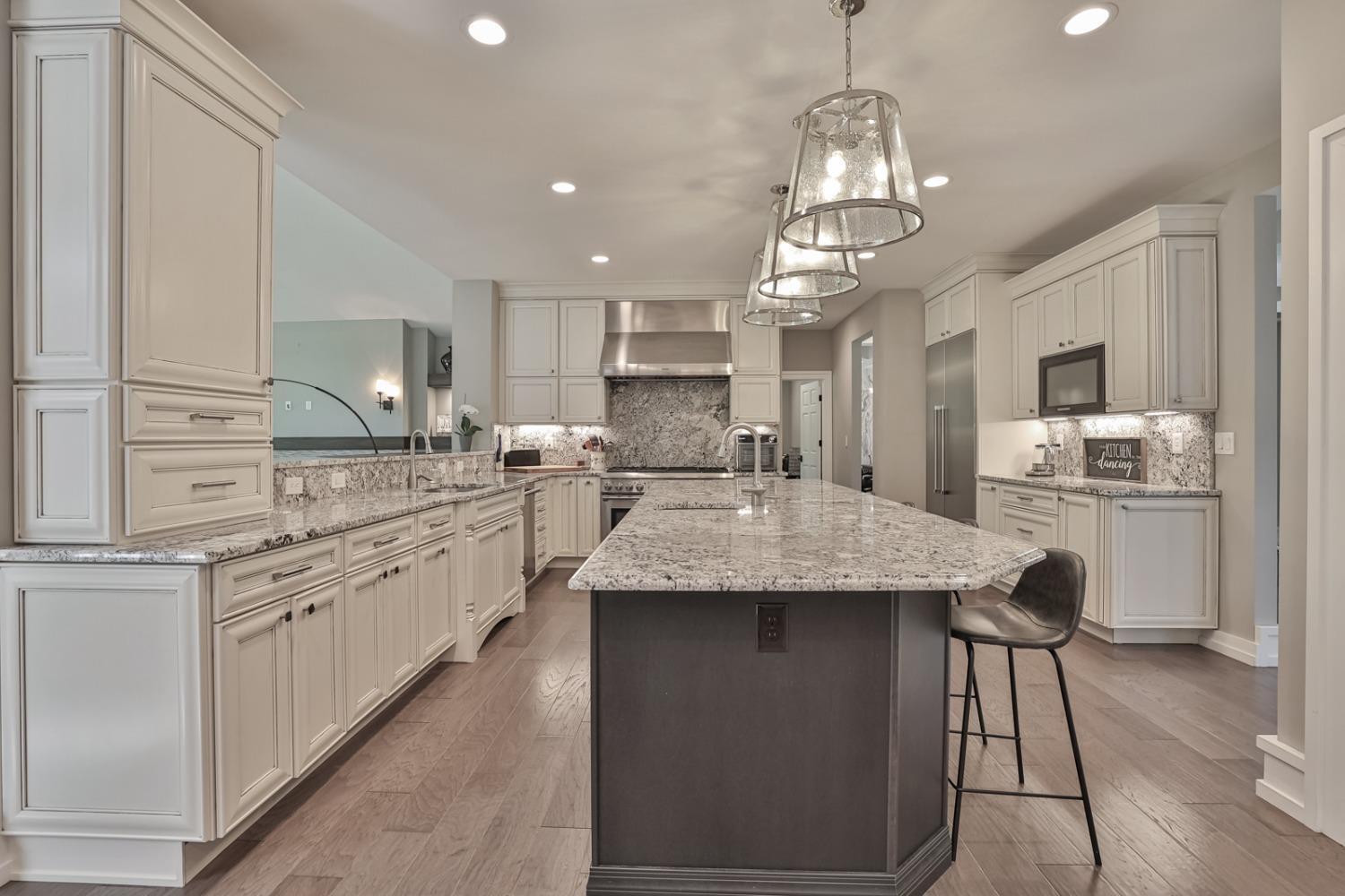 5725 Miami Road Cincinnati, OH 45243 - Photo 11 of 50
