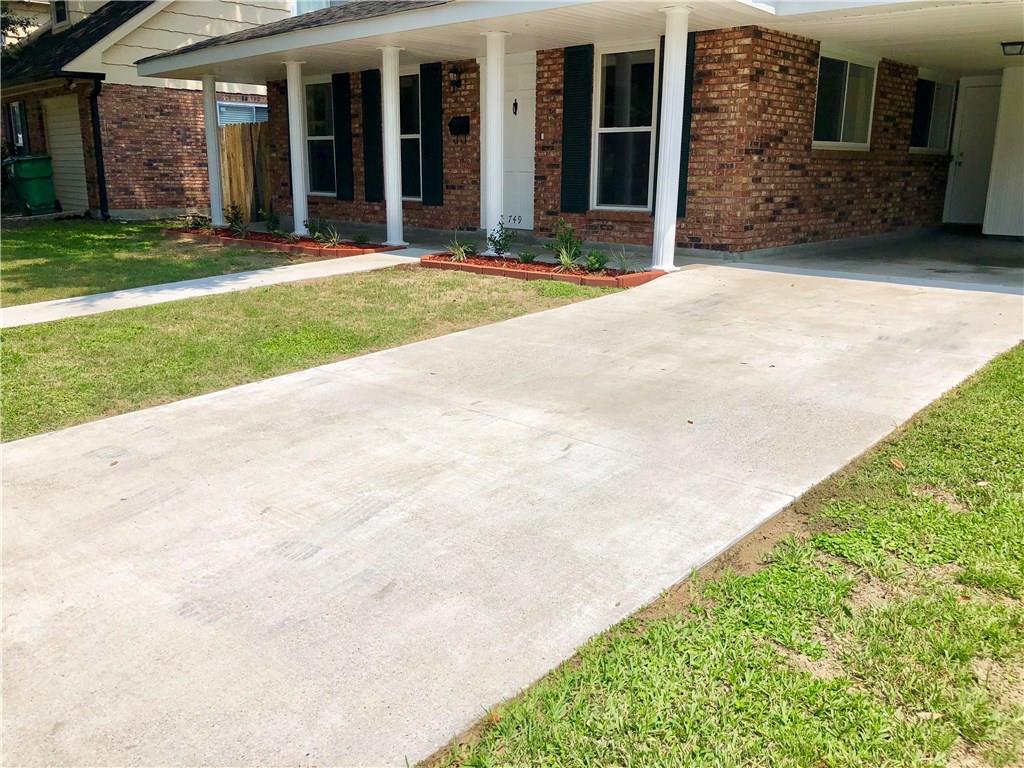 749 Deerfield Road Terrytown, LA 70056 - Photo 3 of 20 Gallery Image 3