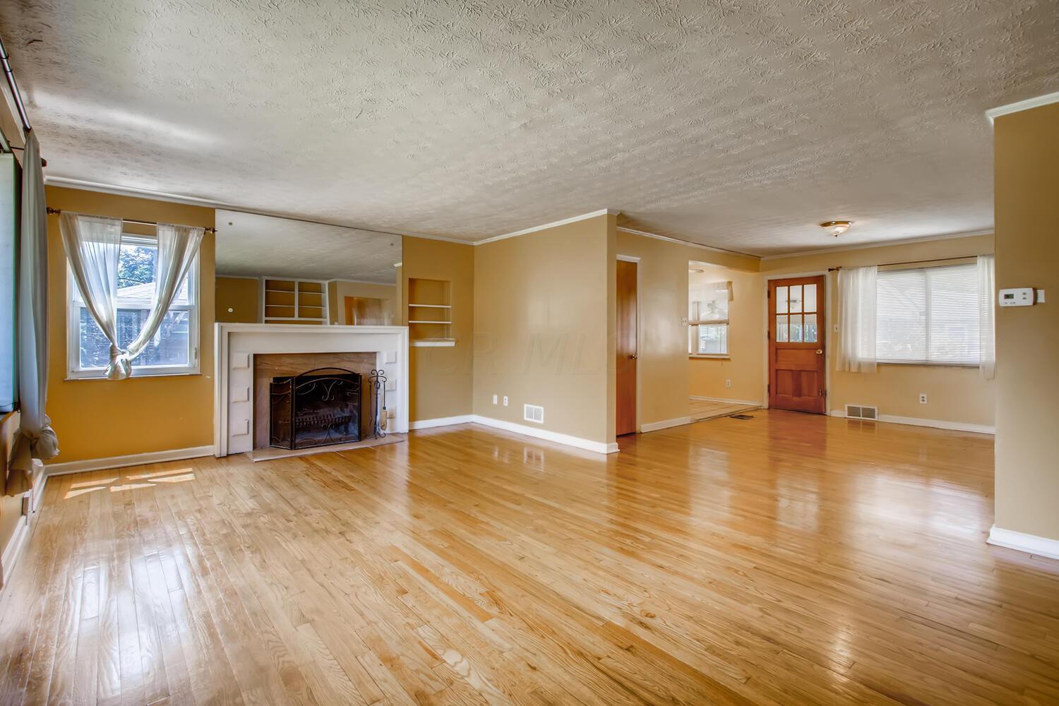 1221 Kenwick Road Columbus, OH 43209 - Photo 4 of 26 Gallery Image 4