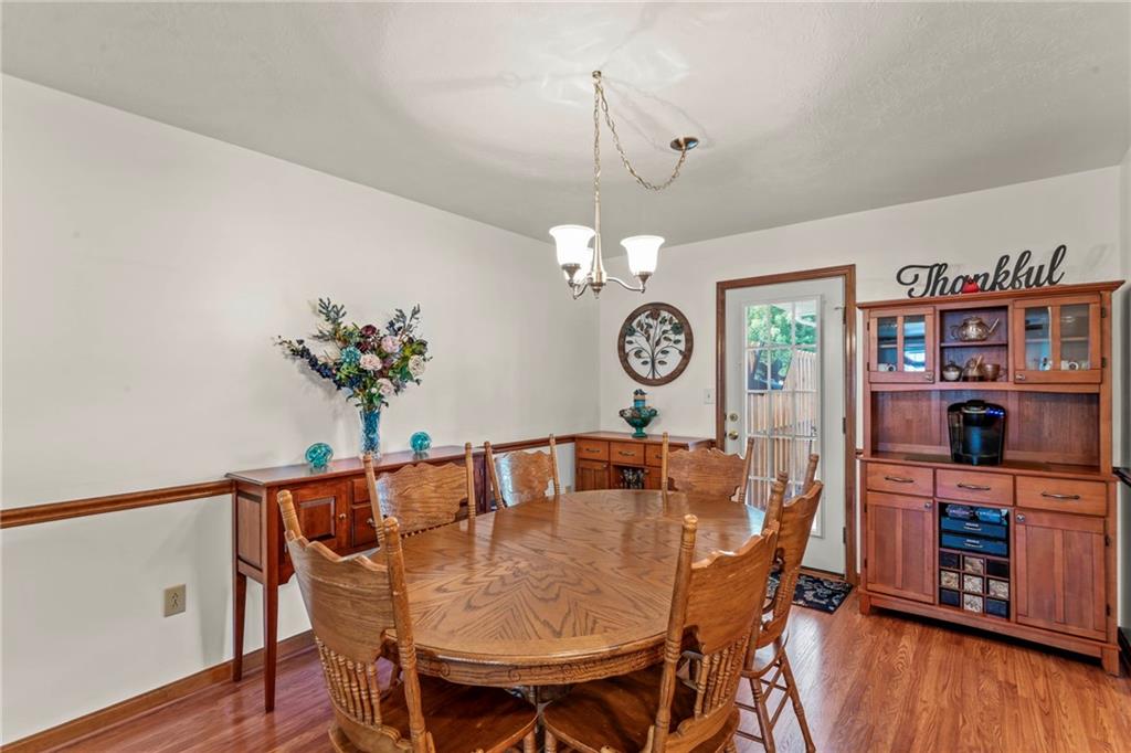 116 East Country Barn Road Houston, PA 15342 - Photo 5 of 24 Dining Room 116 E Country Barn Rd