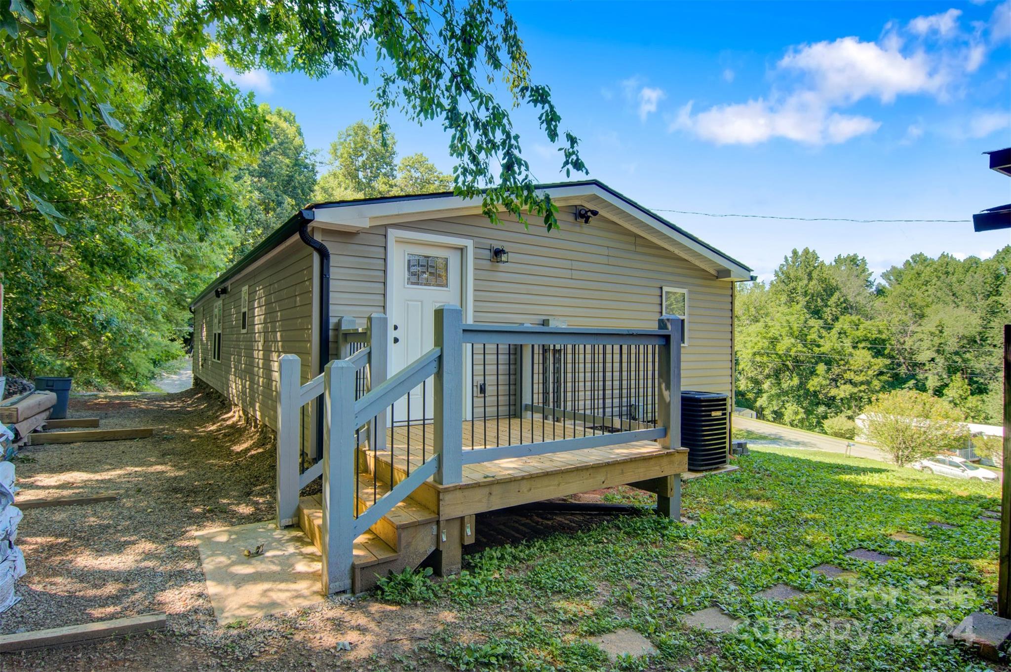 4870 Crystal Creek Road Morganton, NC 28655 - Photo 31 of 36