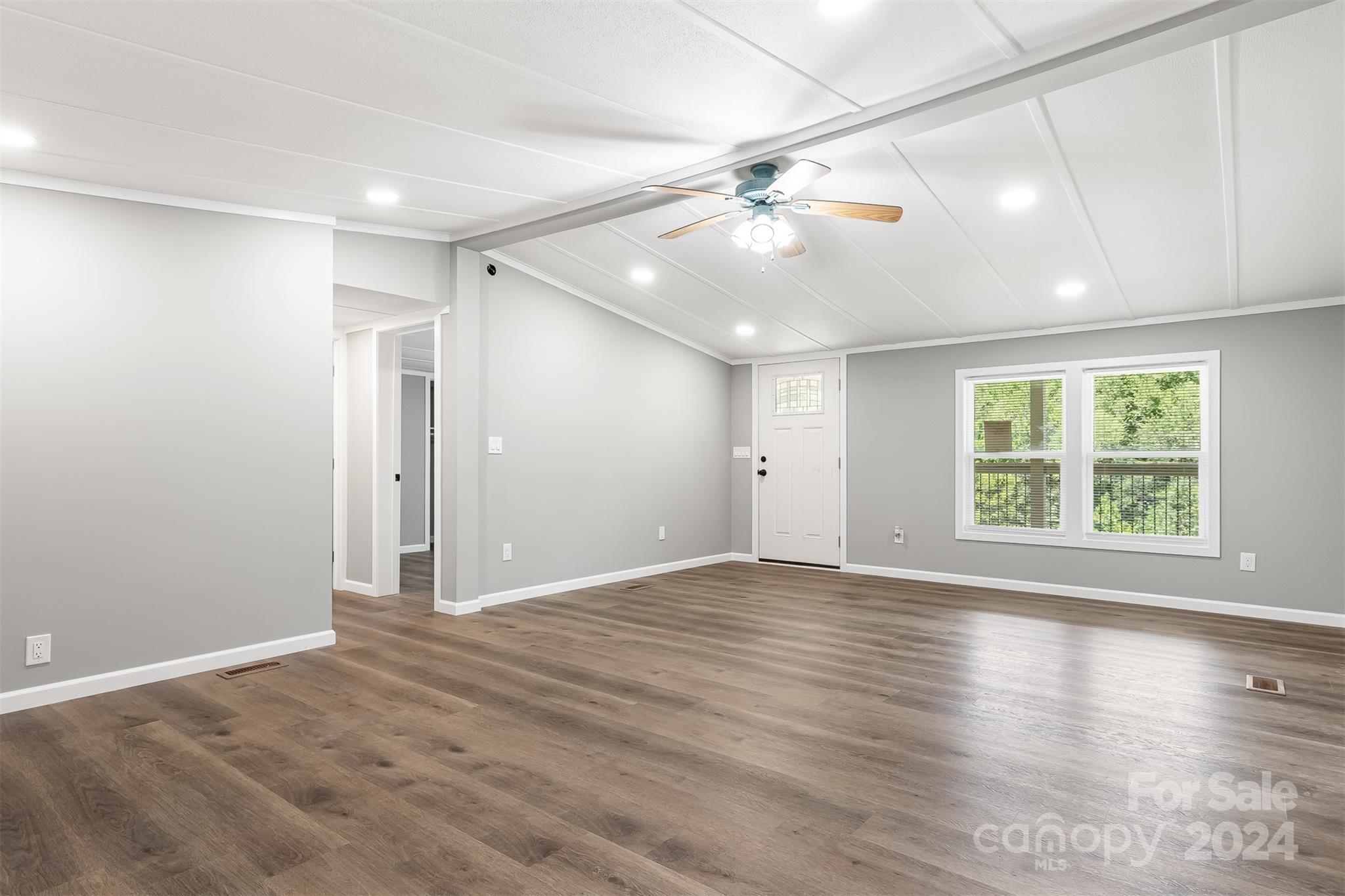 4870 Crystal Creek Road Morganton, NC 28655 - Photo 5 of 36