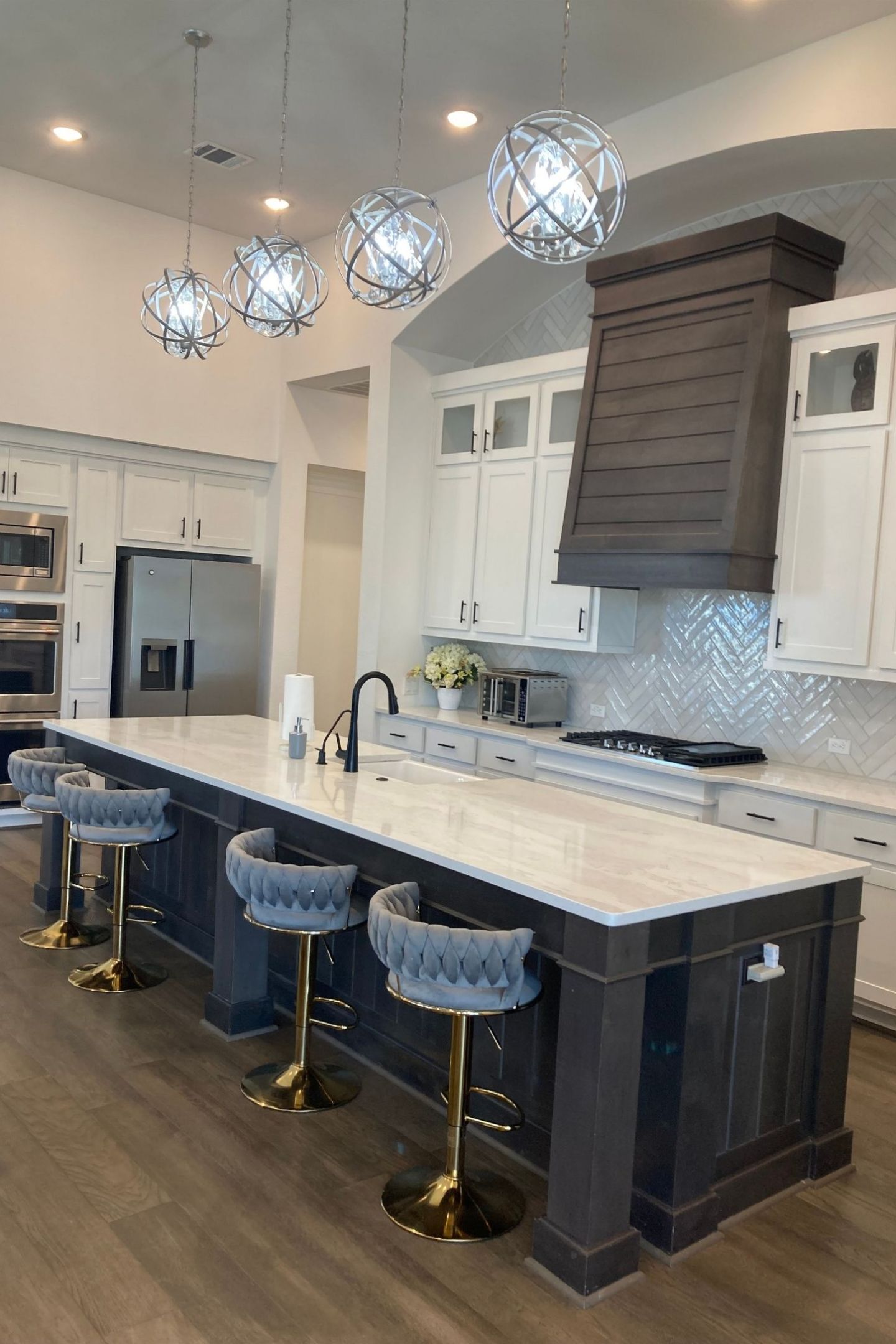 706 Pear Tree Lane Austin, TX 78737 - Photo 2 of 25