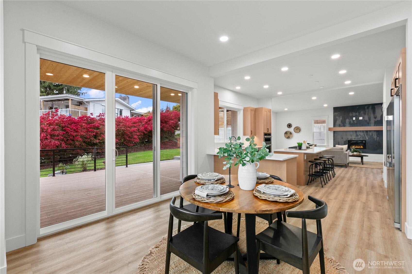 1095 Terrace Drive Lynden, WA 98264 - Photo 16 of 39 a view of a dining room and livingroom view
