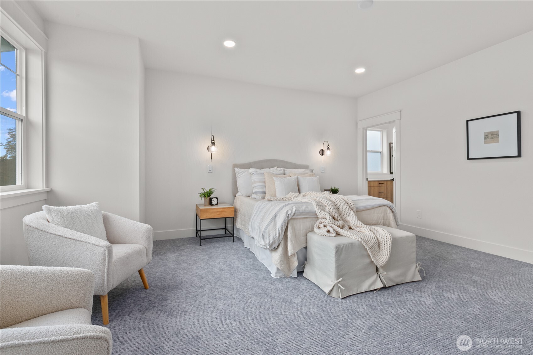 1095 Terrace Drive Lynden, WA 98264 - Photo 20 of 39 a bedroom with bed and a couch