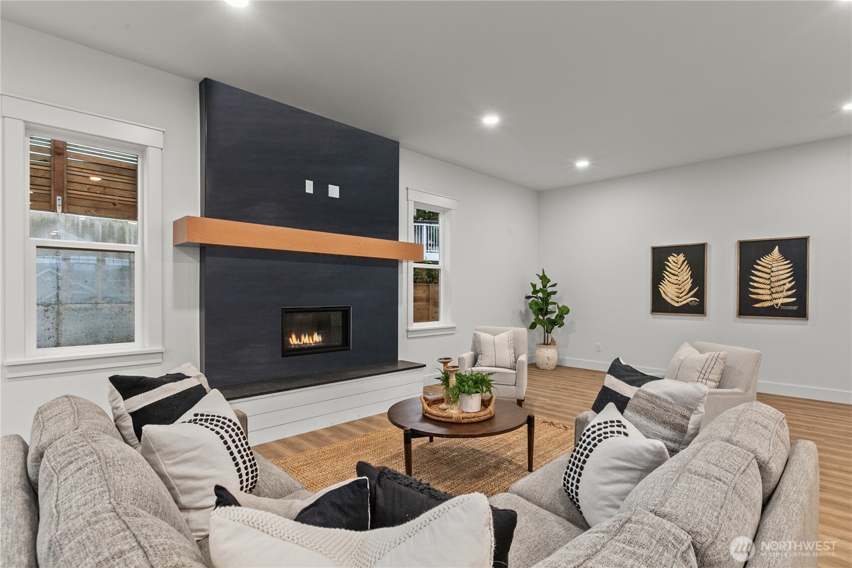 1095 Terrace Drive Lynden, WA 98264 - Photo 8 of 39 a living room with furniture and a fireplace