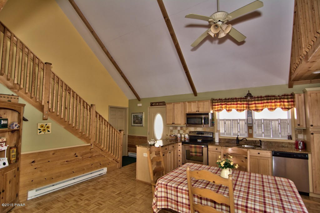 102 Ridge Road Lake Ariel, PA 18436 - Photo 27 of 46