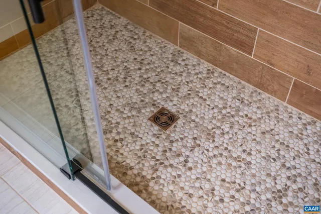 $950,000 | 298 Courthouse Mountain Lane, Madison, VA 22727