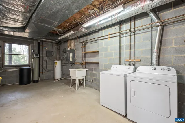 $950,000 | 298 Courthouse Mountain Lane, Madison, VA 22727