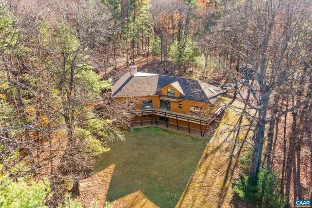 $950,000 | 298 Courthouse Mountain Lane, Madison, VA 22727