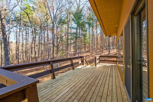 $885,000 | 298 Courthouse Mountain Lane, Madison, VA 22727