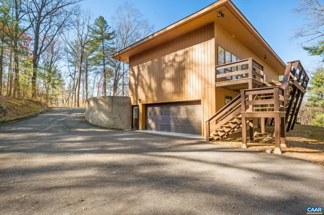 $950,000 | 298 Courthouse Mountain Lane, Madison, VA 22727