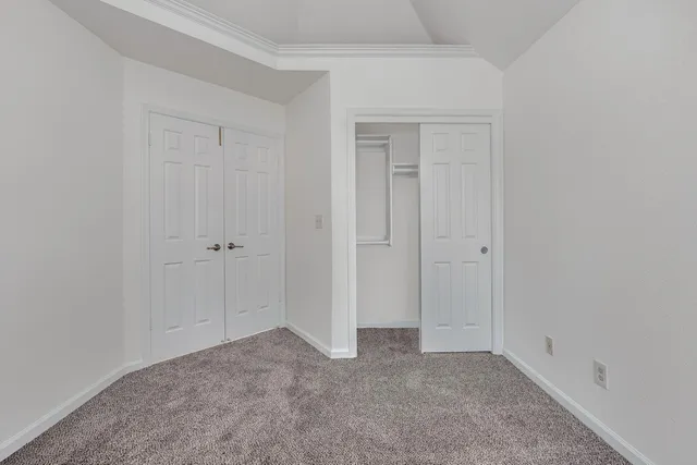 $339,900 | 961 East Foxhill Drive, Fresno, CA 93720