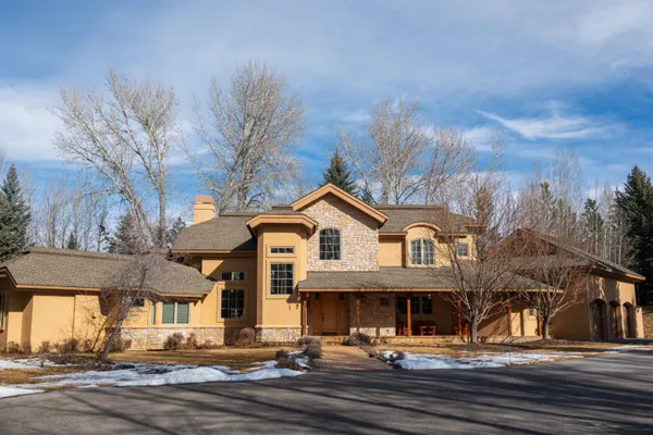 $3,449,000 | 124 Deer Valley Lane, Hailey, ID 83333