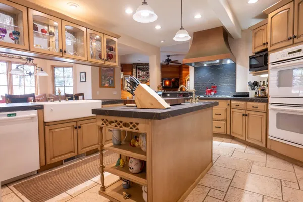 $3,449,000 | 124 Deer Valley Lane, Hailey, ID 83333