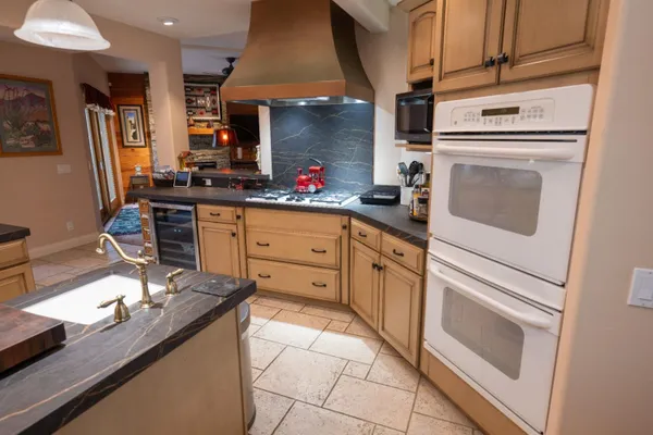 $3,449,000 | 124 Deer Valley Lane, Hailey, ID 83333