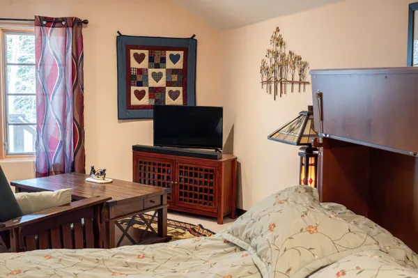 $3,449,000 | 124 Deer Valley Lane, Hailey, ID 83333