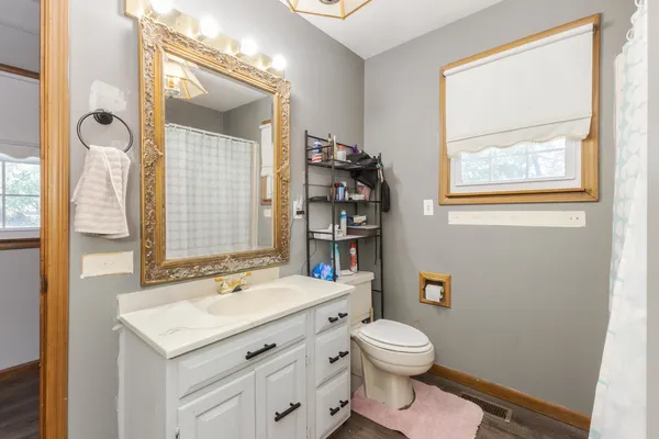 $175,000 | 225 East Pinckney Street, Pontiac, IL 61764