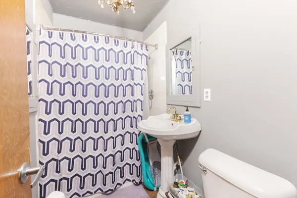 $175,000 | 225 East Pinckney Street, Pontiac, IL 61764