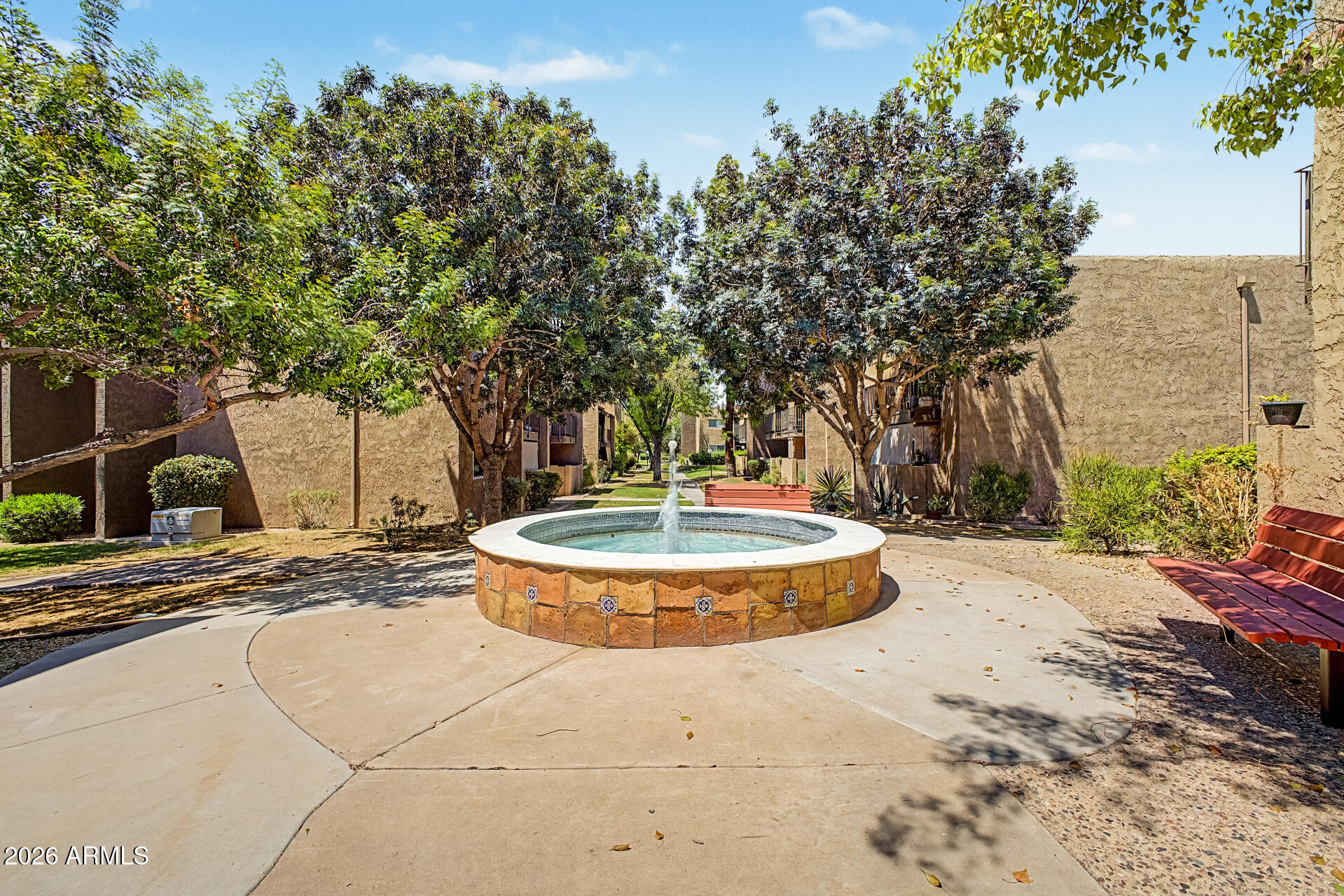 5525 East Thomas Road, Unit M23 Phoenix, AZ 85018 - Photo 23 of 26 Community Grounds View C