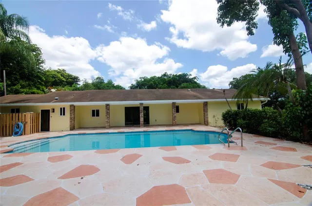 $1,995,000 | 1765 Southwest 112th Avenue, Davie, FL 33325