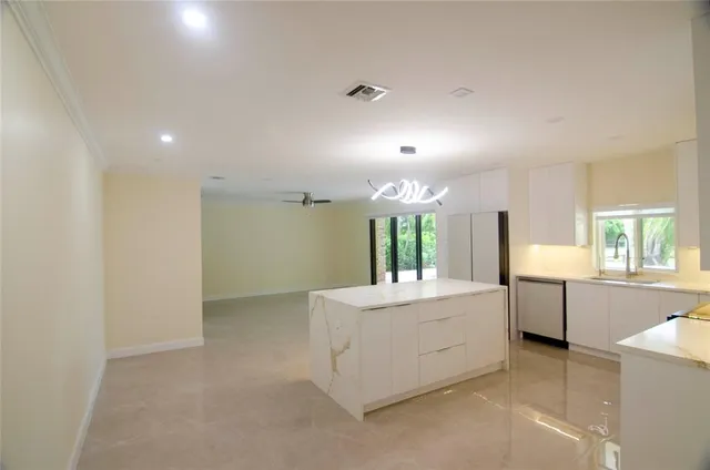 $1,995,000 | 1765 Southwest 112th Avenue, Davie, FL 33325