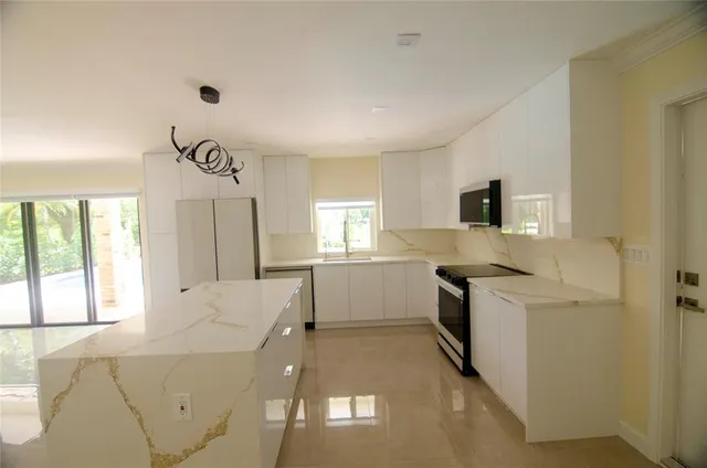 $1,995,000 | 1765 Southwest 112th Avenue, Davie, FL 33325