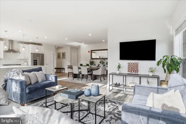 $3,700 | 106 St Ives Place, Unit 207, National Harbor, MD 20745