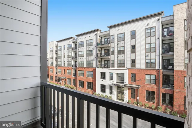 $3,700 | 106 St Ives Place, Unit 207, Oxon Hill, MD 20745