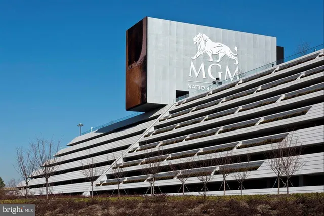 $3,700 | 106 St Ives Place, Unit 207, Oxon Hill, MD 20745