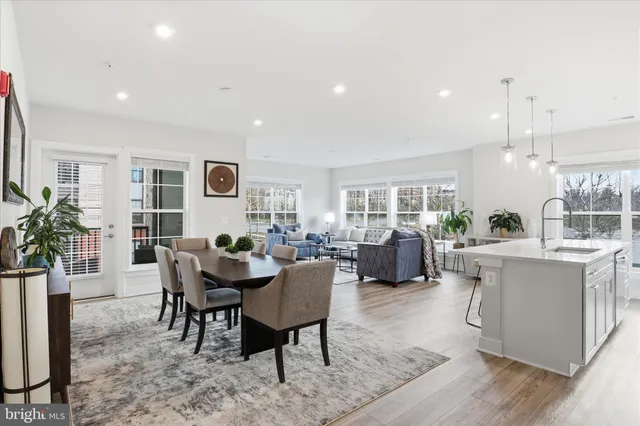 $3,700 | 106 St Ives Place, Unit 207, Oxon Hill, MD 20745