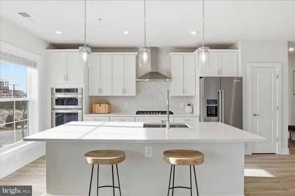 $3,700 | 106 St Ives Place, Unit 207, National Harbor, MD 20745