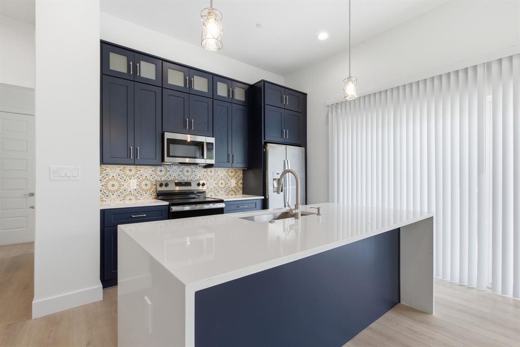 2925 Spruce Valley Lane, Unit 403 Dallas, TX 75233 - Photo 24 of 36 Blue Color Scheme