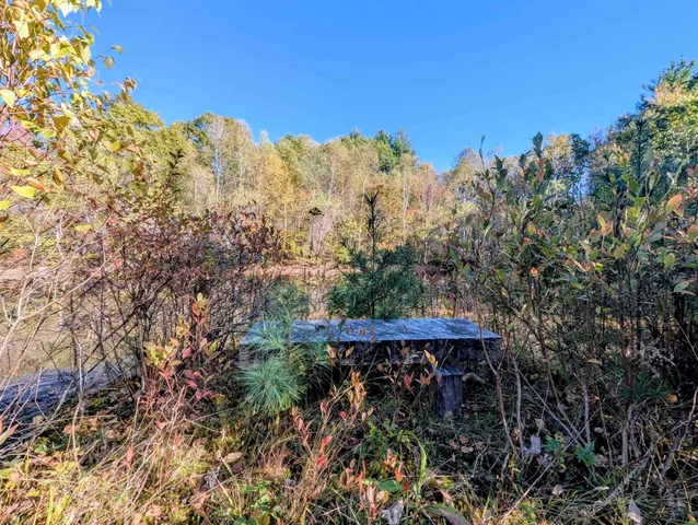 $273,900 | 741 2nd NH Turnpike, Claremont, NH 03743