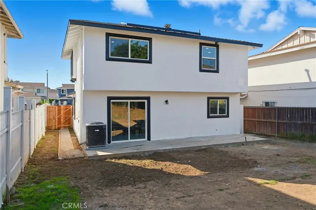 $878,888 | 17506 Wellfleet Avenue, Carson, CA 90746