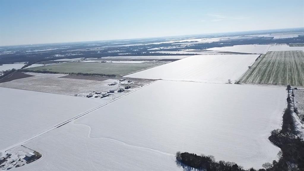 1071 Trumbull Road Ferris, TX 75125 - Photo 9 of 28