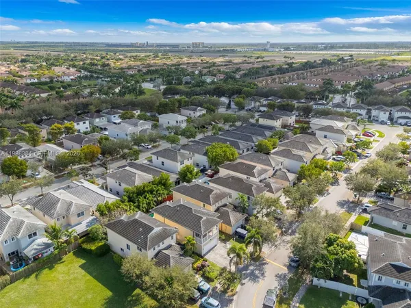 $3,500 | 239 Southeast 31st Terrace, Homestead, FL 33033