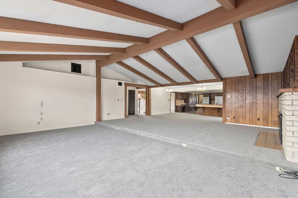 2590 I Road Grand Junction, CO 81505 - Photo 14 of 41 a big room with closet and windows