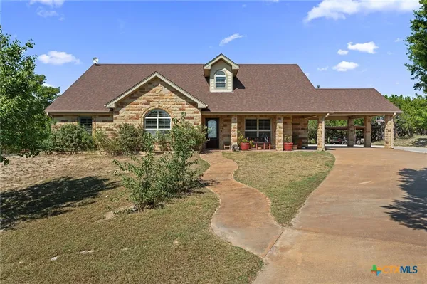 $777,000 | 2804 County Road 1045, Lampasas, TX 76550