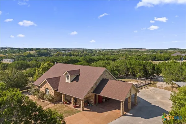 $777,000 | 2804 County Road 1045, Lampasas, TX 76550