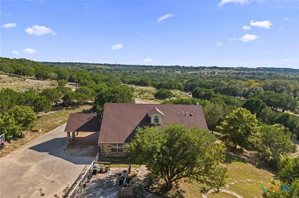 $777,000 | 2804 County Road 1045, Lampasas, TX 76550