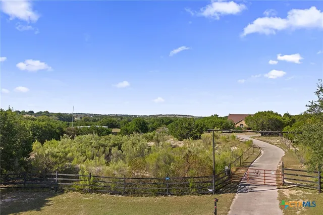 $777,000 | 2804 County Road 1045, Lampasas, TX 76550