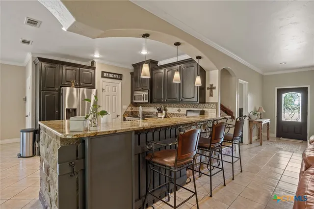 $777,000 | 2804 County Road 1045, Lampasas, TX 76550