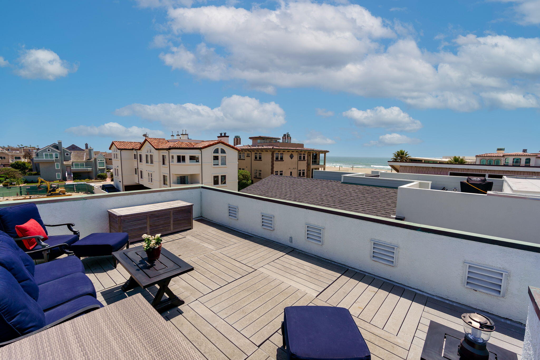 5235 Sealane Way Oxnard, CA 93035 - Photo 26 of 53 a terrace view with seating space